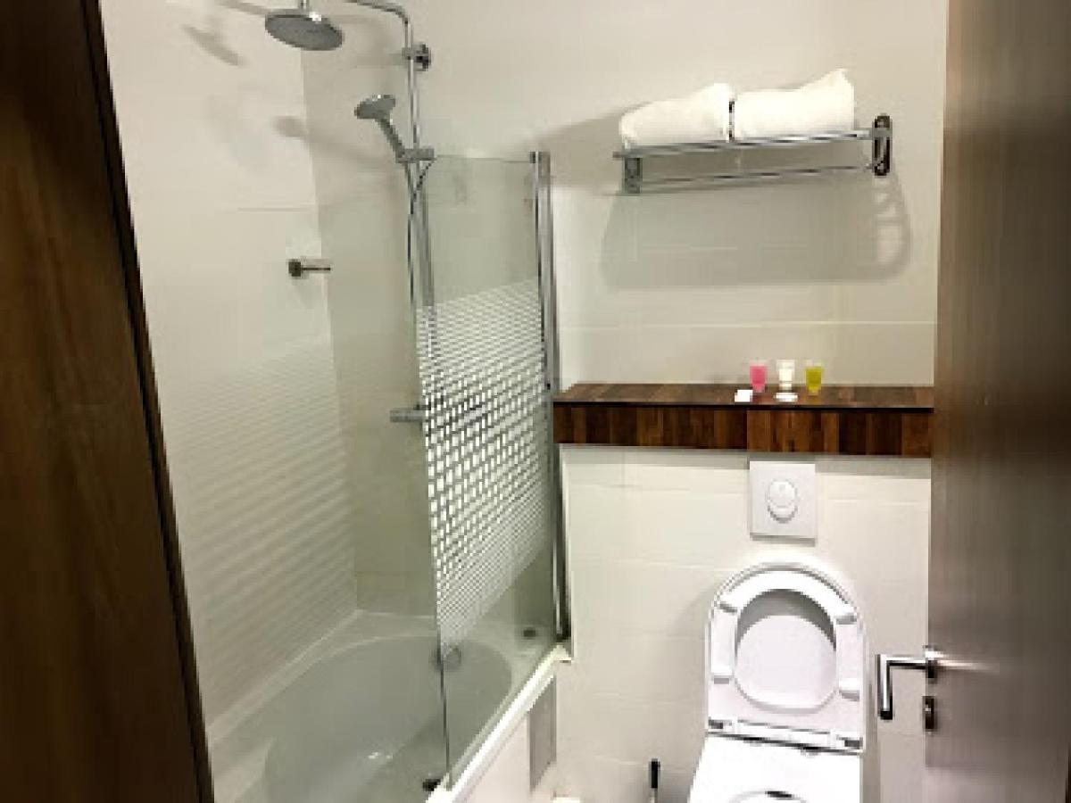 Room In Lodge - Best Western Plus-イバダン エクステリア 写真